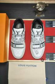 Picture of Louis Vuitton Shoes _SKULVsz38-45N019212985